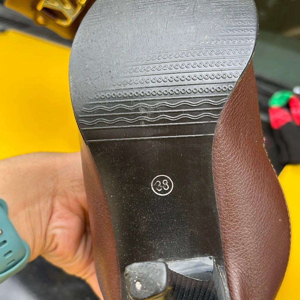 Louis Vuitton Brown Women's Boots - Picture 3 of 4